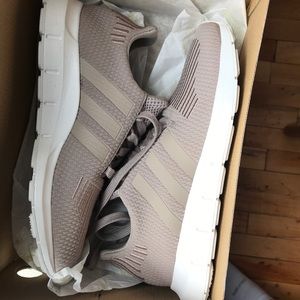 Adidas Swift Run shoes